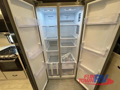 2026 Coachmen RV Chaparral - Photo 18
