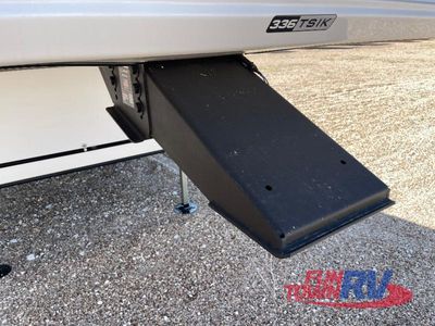 2026 Coachmen RV Chaparral - Photo 6