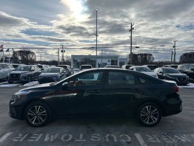 2023 Kia Forte LXS - Photo 8