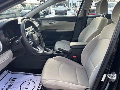 2023 Kia Forte LXS - Photo 15