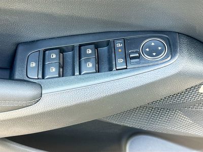 2026 Kia Seltos — photo 18 view