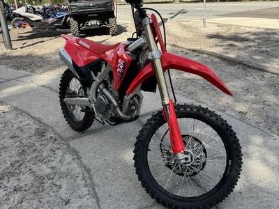 2026 Honda CRF250R — rear three-quarter view