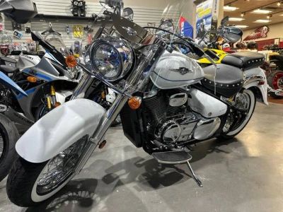2025 Suzuki C50T Special — front three-quarter view