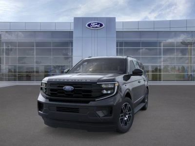 2026 Ford Expedition - Photo 2