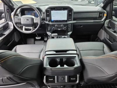 2025 Ford F-150 - Photo 9