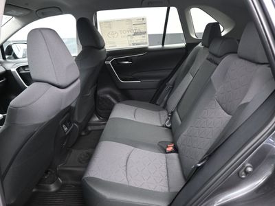 2025 Toyota RAV4 XLE SUV - Photo 14