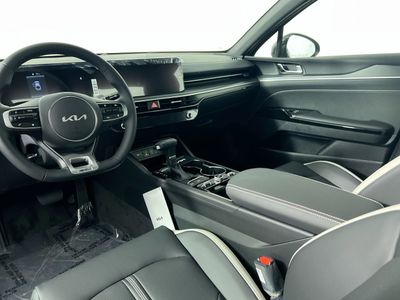 2026 Kia K5 — photo 28 view