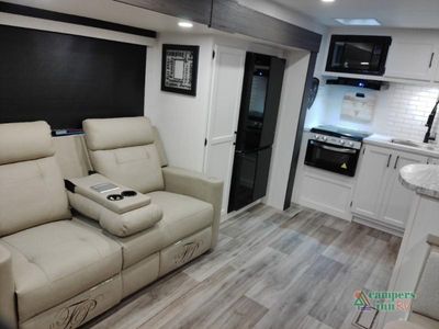 2026 Venture RV Stratus — photo 25 view