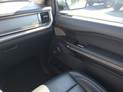 2024 Ford Expedition — photo 20 view