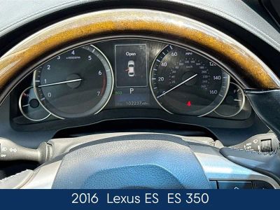 2016 Lexus ES — rear three-quarter view