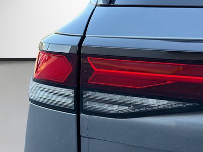 2026 Volkswagen Tiguan - Photo 10