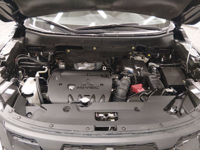 2025 Mitsubishi Outlander Sport - Photo 9