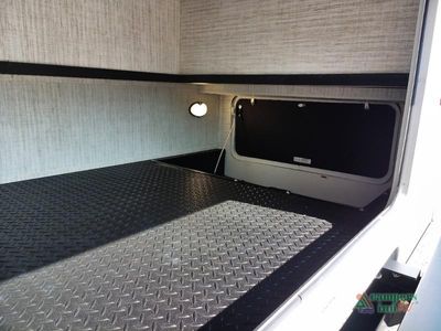 2025 Entegra Coach Odyssey — photo 22 view
