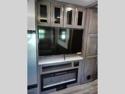 2025 Entegra Coach Odyssey — photo 47 view