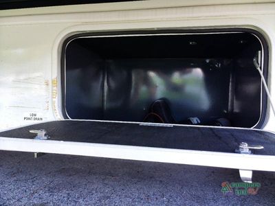 2025 Entegra Coach Odyssey — photo 16 view