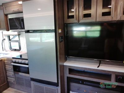 2025 Entegra Coach Odyssey — photo 38 view