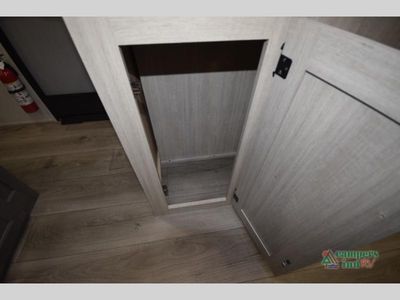 2026 Coachmen RV Catalina Legacy — photo 43 view