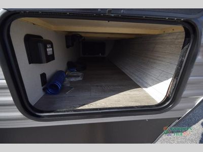 2026 Coachmen RV Catalina Legacy — photo 8 view