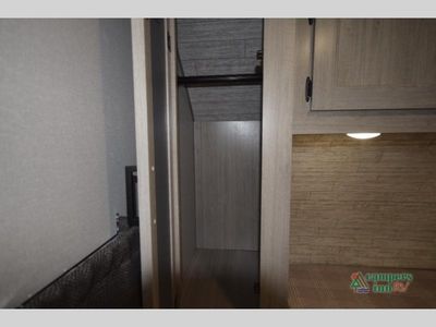 2026 Coachmen RV Catalina Legacy — photo 15 view