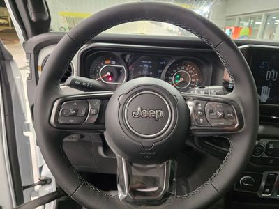2026 Jeep Wrangler — photo 16 view