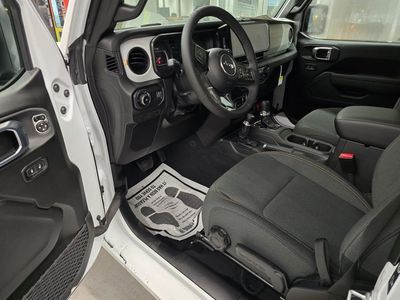 2026 Jeep Wrangler — photo 14 view