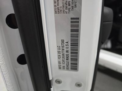 2026 Jeep Wrangler — photo 13 view
