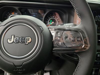 2026 Jeep Wrangler — photo 18 view
