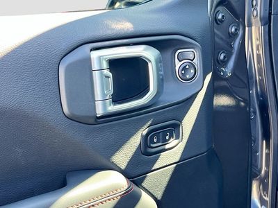2026 Jeep Wrangler - Photo 15