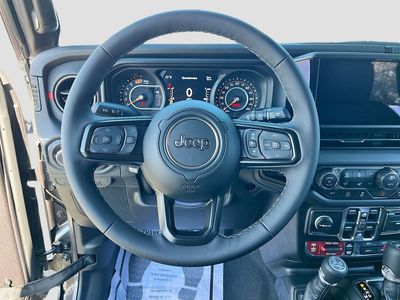 2026 Jeep Wrangler - Photo 11
