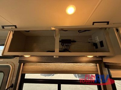 2022 Thor Motor Coach ACE — photo 45 view