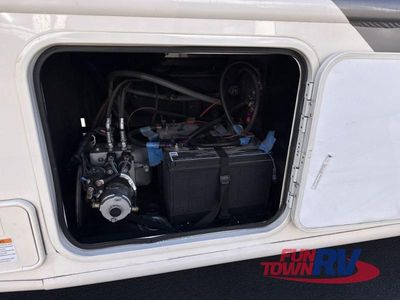 2022 Thor Motor Coach ACE — photo 104 view