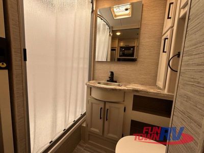 2022 Thor Motor Coach ACE — photo 75 view