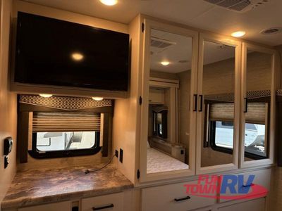 2022 Thor Motor Coach ACE — photo 72 view