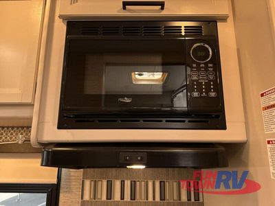 2022 Thor Motor Coach ACE — photo 55 view