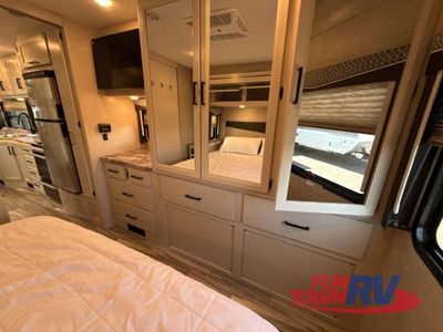 2022 Thor Motor Coach ACE — photo 70 view