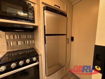 2022 Thor Motor Coach ACE — photo 57 view