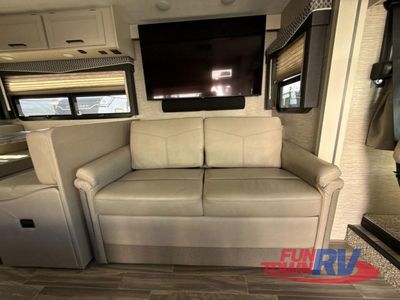 2022 Thor Motor Coach ACE — photo 35 view