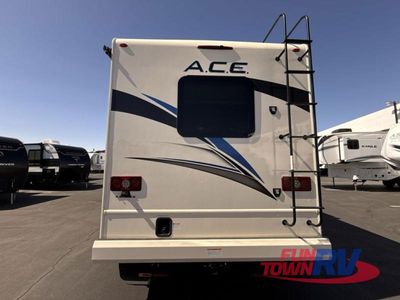 2022 Thor Motor Coach ACE — photo 20 view