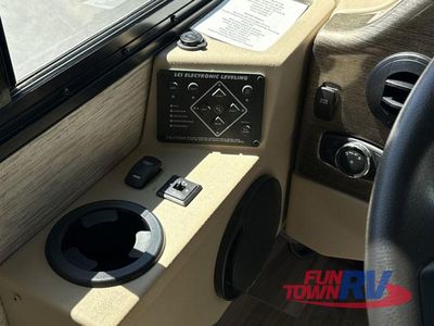 2022 Thor Motor Coach ACE — photo 97 view