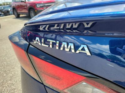 2019 Nissan Altima - Photo 9