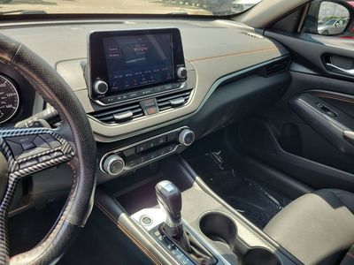 2019 Nissan Altima - Photo 23