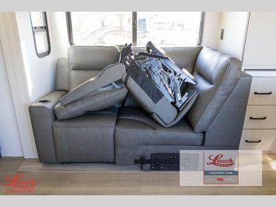 2026 Momentum G-Class 394G - Photo 20