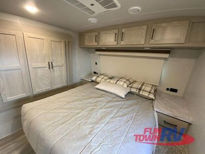 2023 Forest River RV Rockwood Ultra Lite — photo 21 view