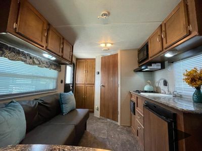2016 Keystone RV Summerland - Photo 11