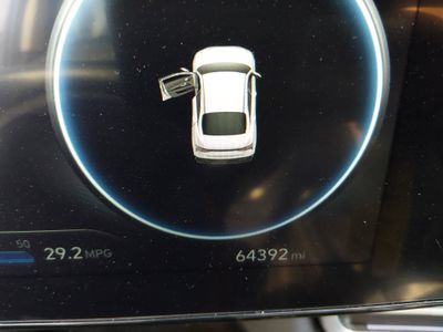 2024 Hyundai Elantra — photo 14 view