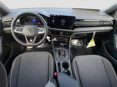 2026 Volkswagen Jetta - Photo 15