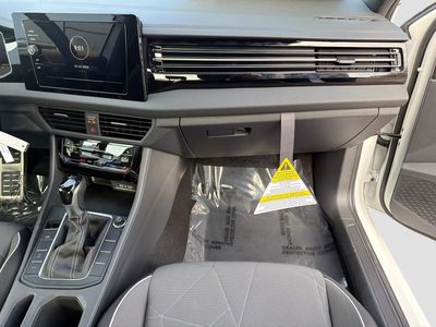 2026 Volkswagen Jetta - Photo 17