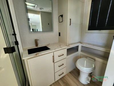 2026 Brinkley Model I - Photo 12