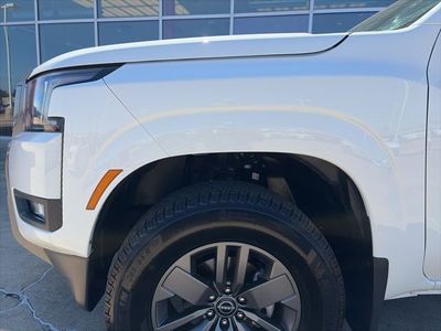 2025 Nissan Frontier - Photo 7