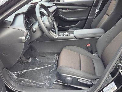 2026 Mazda Mazda3 - Photo 4
